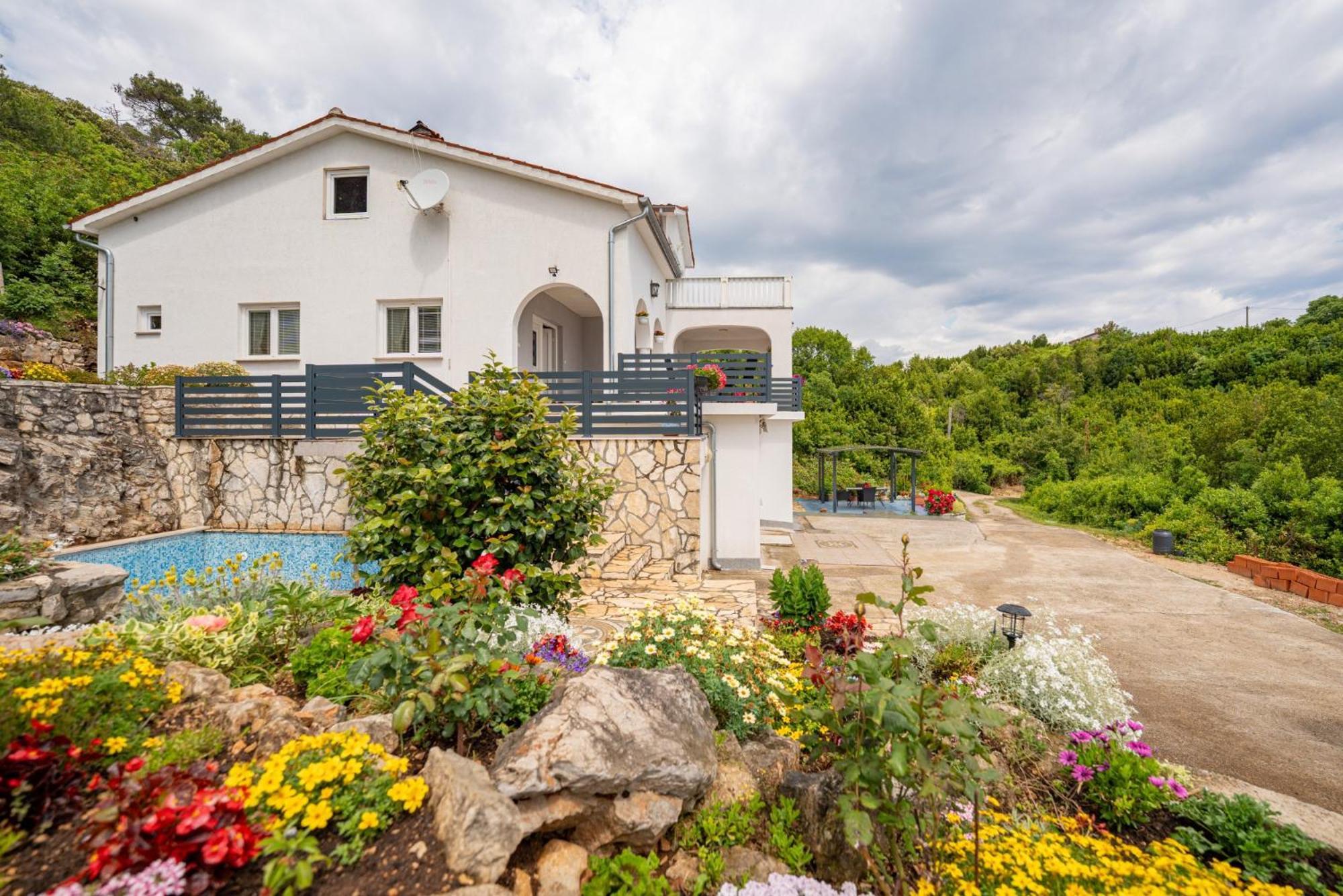 Villa Paradiso In Plomin - Istrien エクステリア 写真